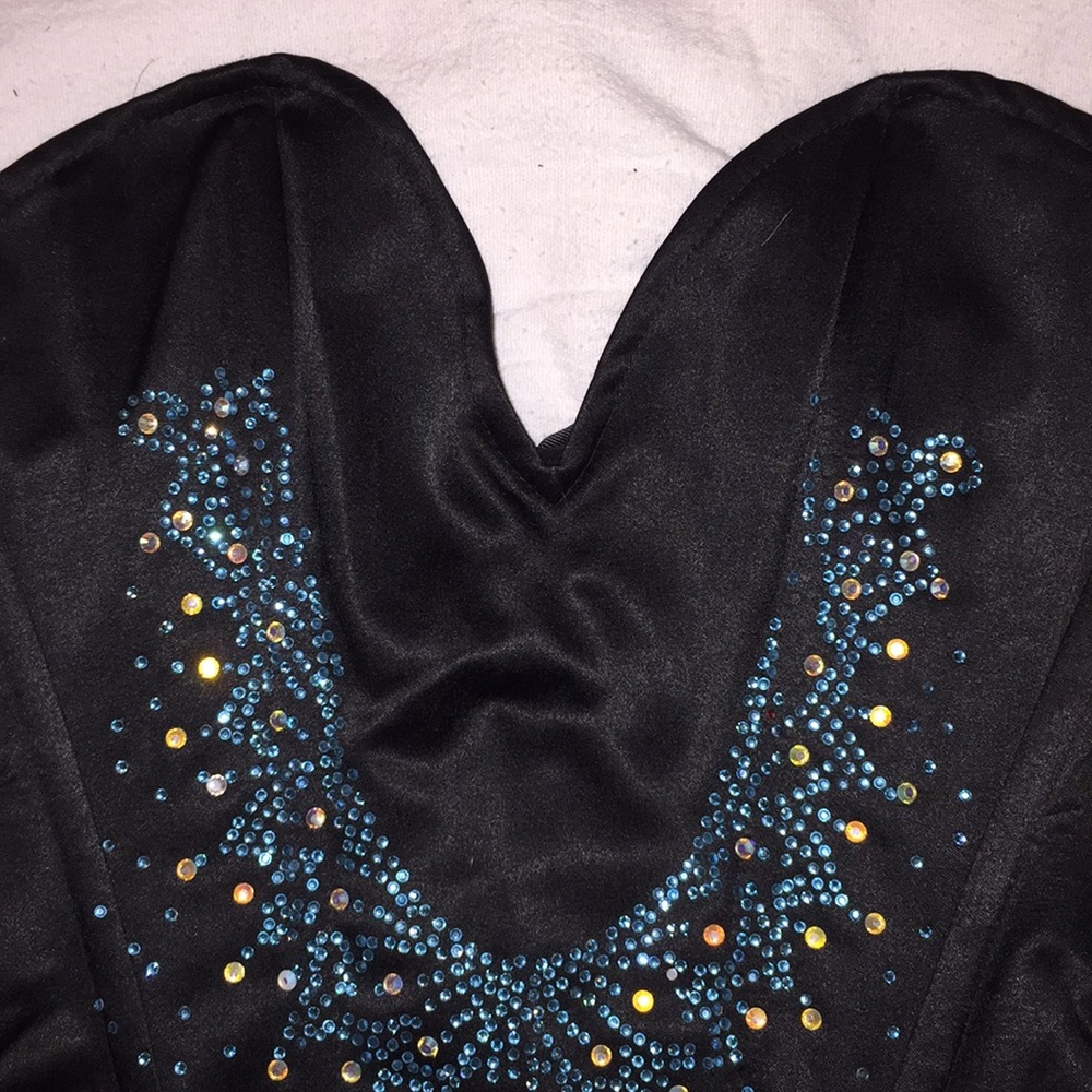Satin corset with rhinestones - Picture 4 of 7